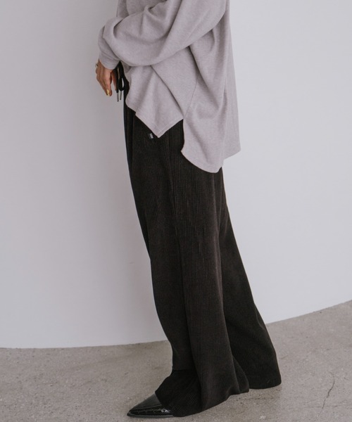 VION（ヴィオン）の「コーデュロイイージーワイドパンツ / Corduroy Easy Wide Pants（その他パンツ・レディース・ブラック/カーキ・FREE）」の21枚目の写真