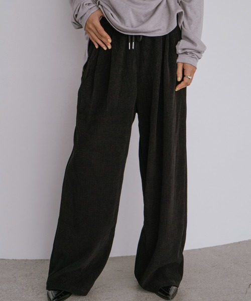 VION（ヴィオン）の「コーデュロイイージーワイドパンツ / Corduroy Easy Wide Pants（その他パンツ・レディース・ブラック/カーキ・FREE）」の19枚目の写真