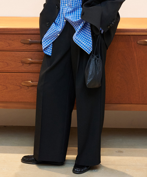 OUTDOOR PRODUCTS（アウトドアプロダクツ）の「≪/WEB・横浜店限定カラーあり≫ORDINARY タックワイドスラックス（スラックス・レディース・ベージュ/ブラック/チャコールグレー・40/38/36/34）」の10枚目の写真