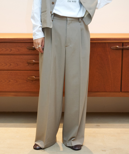 OUTDOOR PRODUCTS（アウトドアプロダクツ）の「≪/WEB・横浜店限定カラーあり≫ORDINARY タックワイドスラックス（スラックス・レディース・ベージュ/ブラック/チャコールグレー・40/38/36/34）」の17枚目の写真