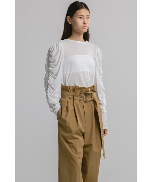 CINOH(チノ)の「SHEF GATHERED SLEEVE LONG T SHIRT(Tシャツ/カットソー・レディース・ブラック/ホワイト・38)」の6枚目の写真