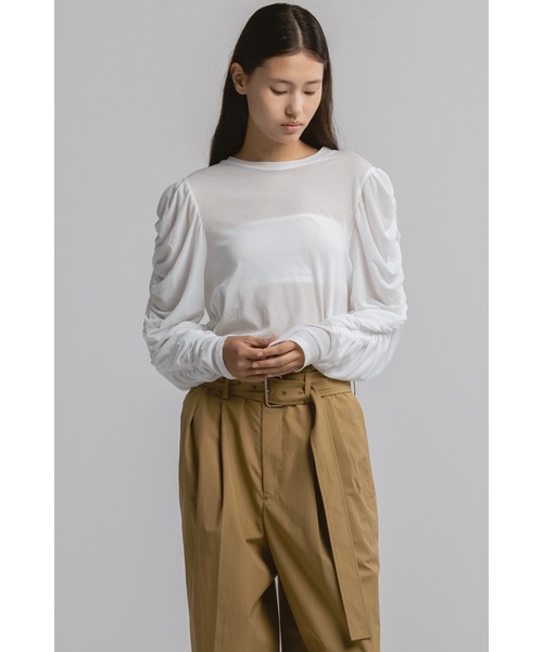 CINOH(チノ)の「SHEF GATHERED SLEEVE LONG T SHIRT(Tシャツ/カットソー・レディース・ブラック/ホワイト・38)」の10枚目の写真