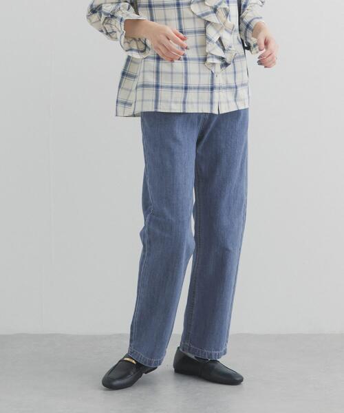 URBAN RESEARCH DOORS（アーバンリサーチドアーズ）の「デニムワイドパンツ（その他パンツ・レディース・ナチュラル/ライトインディゴブルー・MEDIUM/SMALL/LARGE）」の16枚目の写真