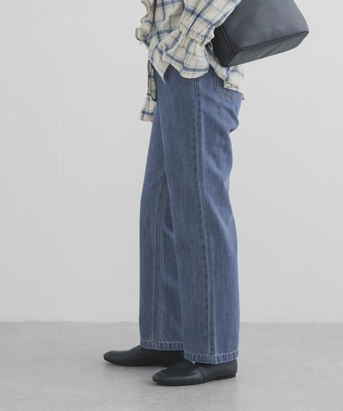 URBAN RESEARCH DOORS(アーバンリサーチドアーズ)の「デニムワイドパンツ(その他パンツ・レディース・ナチュラル/ライトインディゴブルー・MEDIUM/SMALL/LARGE)」の20枚目の写真