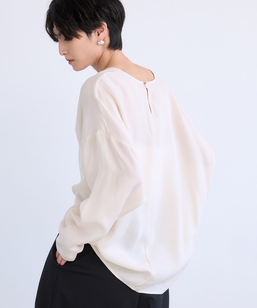 BARNYARDSTORM（バンヤードストーム）の「BARNYARDSTORM / キュプラフィブリルTブラウス【JAPAN FABRIC】（シャツ/ブラウス・レディース・オフホワイト/チャコールグレー・FREE）」の5枚目の写真