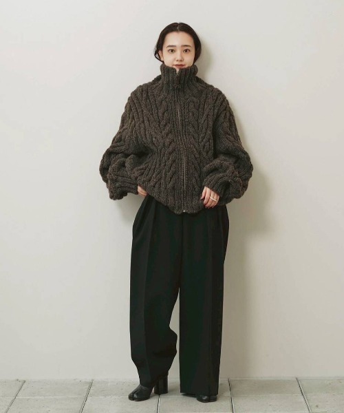 TODAYFUL（トゥデイフル）の「Volume Handknit Cardigan（カーディガン/ボレロ・レディース・ブラウン/キナリ・FREE）」の7枚目の写真