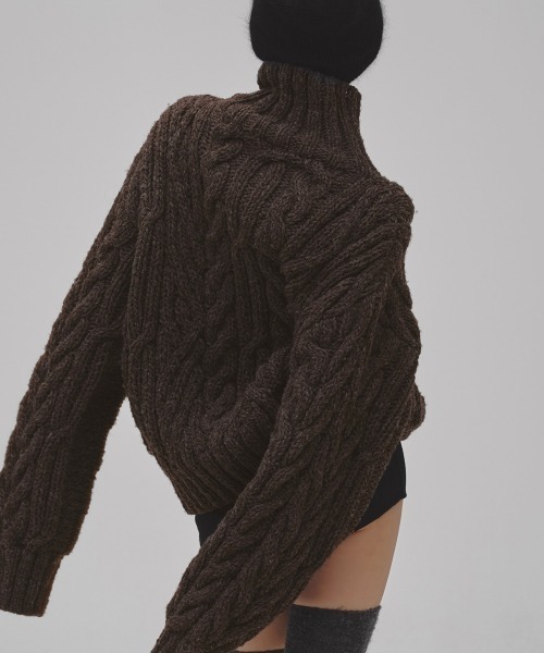 TODAYFUL（トゥデイフル）の「Volume Handknit Cardigan（カーディガン/ボレロ・レディース・ブラウン/キナリ・FREE）」の10枚目の写真