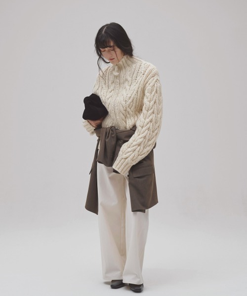 TODAYFUL（トゥデイフル）の「Volume Handknit Cardigan（カーディガン/ボレロ・レディース・ブラウン/キナリ・FREE）」の14枚目の写真