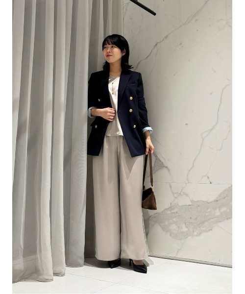 allureville(アルアバイル)の「サテンイージーパンツ(その他パンツ・レディース・ベージュ/ブラック/キャメル・2/1)」の6枚目の写真