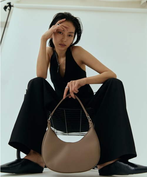 DRWCYS（ドロシーズ）の「ムーンミニハンドバッグ（ハンドバッグ・レディース・ライトブラウン/ブラック・FREE）」の10枚目の写真