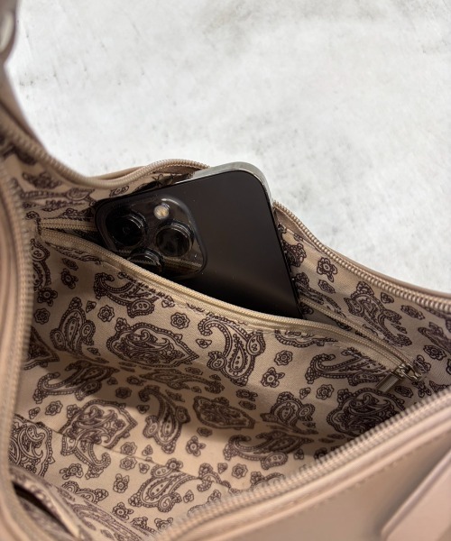 DRWCYS（ドロシーズ）の「ムーンミニハンドバッグ（ハンドバッグ・レディース・ライトブラウン/ブラック・FREE）」の15枚目の写真