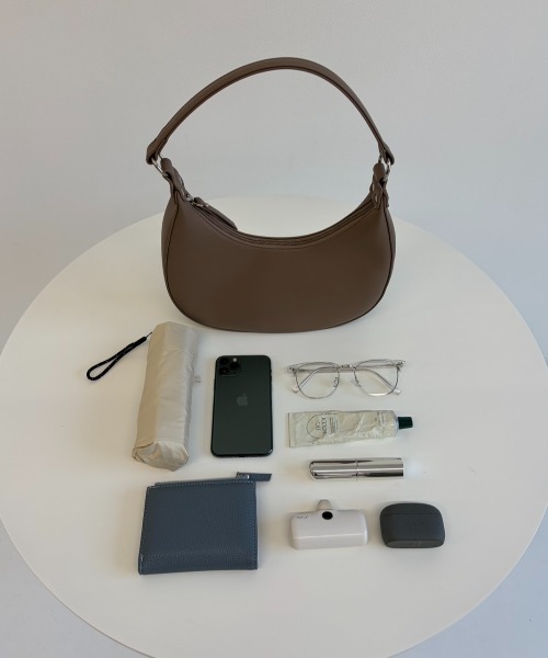 DRWCYS（ドロシーズ）の「ムーンミニハンドバッグ（ハンドバッグ・レディース・ライトブラウン/ブラック・FREE）」の17枚目の写真