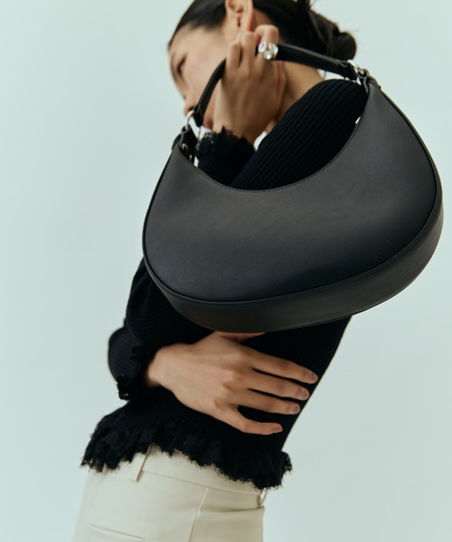 DRWCYS（ドロシーズ）の「ムーンミニハンドバッグ（ハンドバッグ・レディース・ライトブラウン/ブラック・FREE）」の18枚目の写真