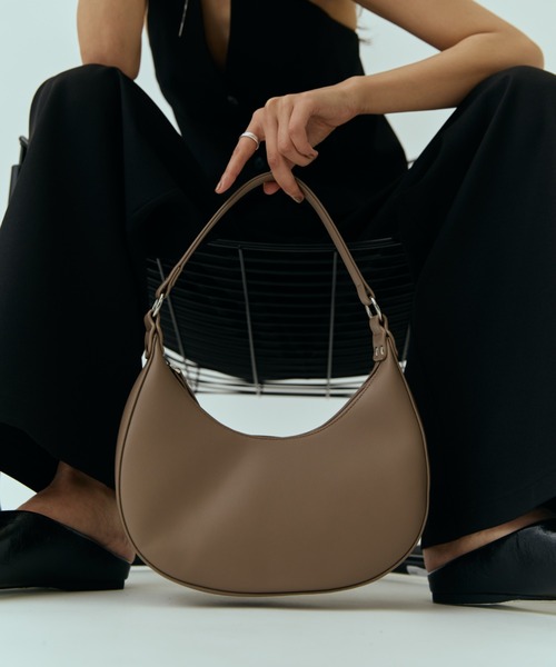 DRWCYS（ドロシーズ）の「ムーンミニハンドバッグ（ハンドバッグ・レディース・ライトブラウン/ブラック・FREE）」の19枚目の写真