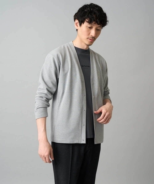 a.v.v（アーヴェヴェ）の「【イージーケア/洗濯機で洗える/毛玉になりにくい】ガーターカーディガン（カーディガン/ボレロ・メンズ・チャコールグレー/ダークインディゴブルー/ライトグレー・48/50/46）」の22枚目の写真