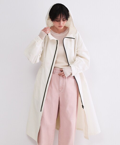 OPAQUE.CLIP(オペークドットクリップ)の「撥水フードZIPロングコート【洗濯機OK】(その他アウター・レディース・オフホワイト/チャコールグレー・42/40/38)」の3枚目の写真