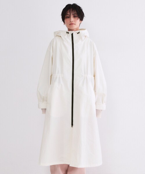 OPAQUE.CLIP(オペークドットクリップ)の「撥水フードZIPロングコート【洗濯機OK】(その他アウター・レディース・オフホワイト/チャコールグレー・42/40/38)」の11枚目の写真