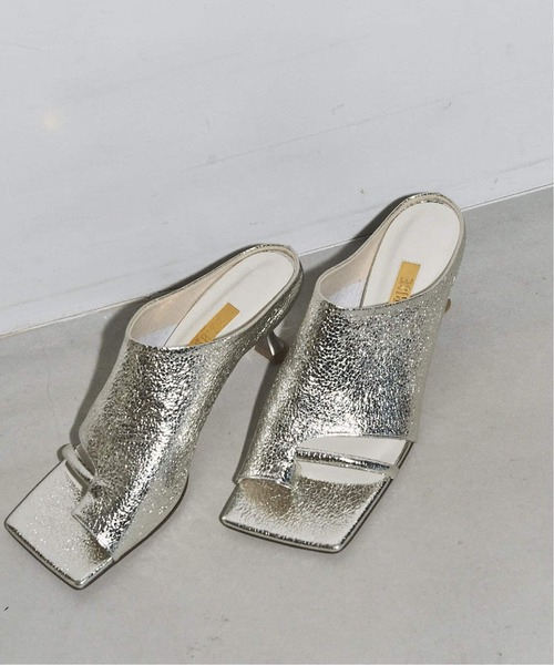 GRISE（グリーズ）の「《追加2》GRISE5cmレザースクエアソフトトング（サンダル・レディース・シルバー/ベージュ・LARGE/X-LARGE/SMALL）」の7枚目の写真