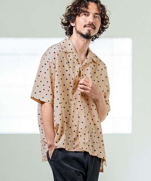 Magine（マージン）の「mhs2545- Printed Fabric Open Collar Five Sleeve Shirt 五分袖オープンカラーシャツ(MGN-261-004)（シャツ/ブラウス・メンズ・ベージュ/ブラック/ワイン・48/46/44）」の9枚目の写真