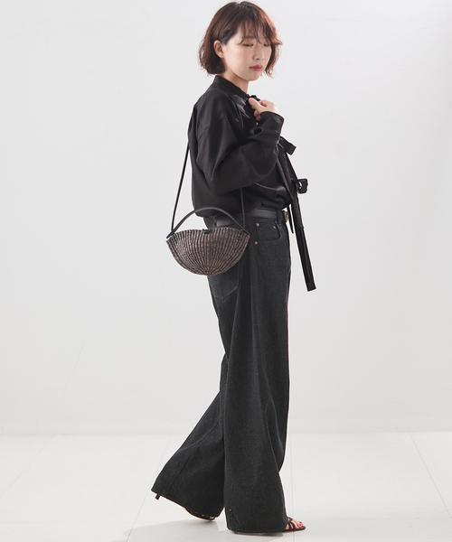 journal standard L'essage(ジャーナルスタンダードレサージュ)の「シアーサテンリボンブラウス(シャツ/ブラウス・レディース・ブラック/ホワイト/サックスブルー・FREE)」の6枚目の写真