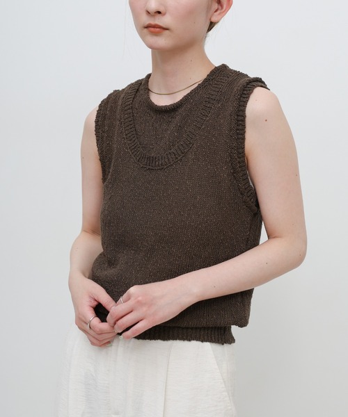 select MOCA(セレクトモカ)の「スラブヤーンニットレイヤードデザインタンク(ニット/セーター・レディース・ブラウン/ネイビー/ベージュ・FREE)」の2枚目の写真
