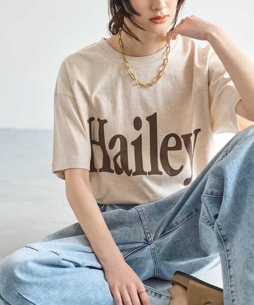 meilmada（メイルマダ）の「ビッグロゴプリントTシャツ（Tシャツ/カットソー・レディース・ホワイト/ベージュ/チャコールグレー・FREE）」の3枚目の写真