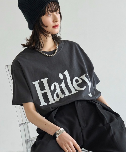 meilmada（メイルマダ）の「ビッグロゴプリントTシャツ（Tシャツ/カットソー・レディース・ホワイト/ベージュ/チャコールグレー・FREE）」の2枚目の写真