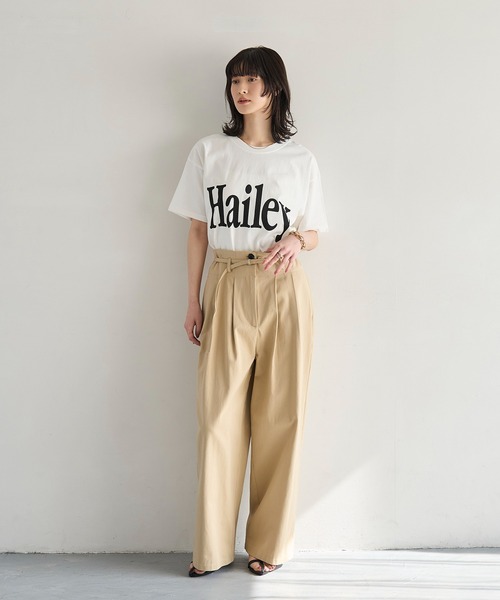 meilmada（メイルマダ）の「ビッグロゴプリントTシャツ（Tシャツ/カットソー・レディース・ホワイト/ベージュ/チャコールグレー・FREE）」の5枚目の写真