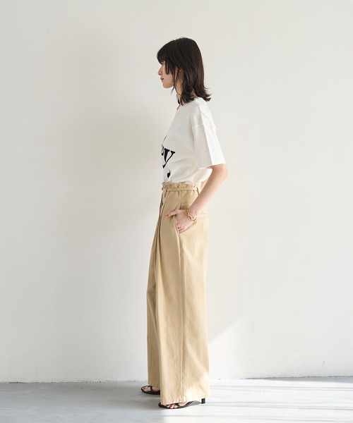 meilmada（メイルマダ）の「ビッグロゴプリントTシャツ（Tシャツ/カットソー・レディース・ホワイト/ベージュ/チャコールグレー・FREE）」の7枚目の写真