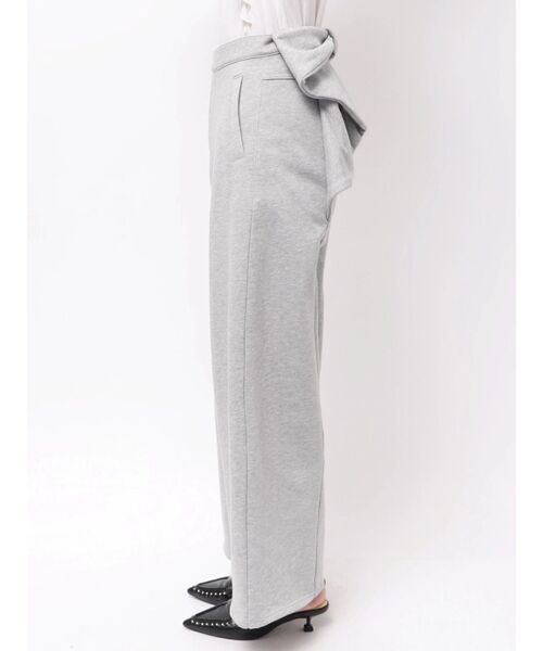 CALNAMUR(カルナムール)の「バックリボンスウェットパンツ(その他パンツ・レディース・ライトグレー/ベージュ・SMALL/MEDIUM)」の12枚目の写真