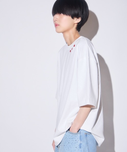 INTER FACTORY(インターファクトリー)の「あやせりんて ハート刺繍Tシャツ(Tシャツ/カットソー・レディース・ホワイト/ブラック・LARGE/SMALL/MEDIUM)」の7枚目の写真