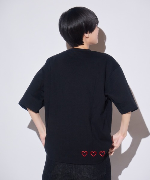 INTER FACTORY(インターファクトリー)の「あやせりんて ハート刺繍Tシャツ(Tシャツ/カットソー・レディース・ホワイト/ブラック・LARGE/SMALL/MEDIUM)」の11枚目の写真