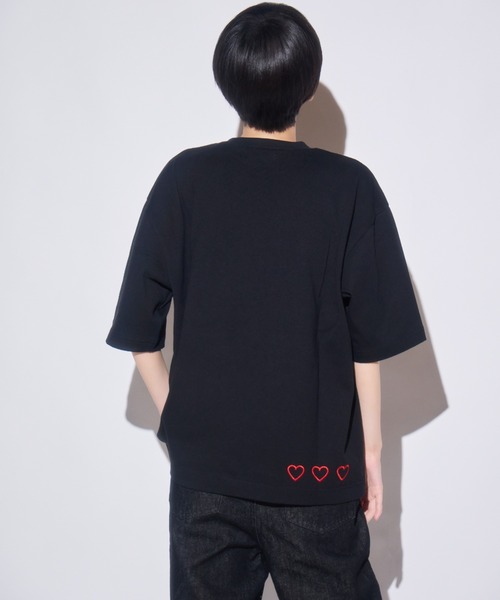 INTER FACTORY(インターファクトリー)の「あやせりんて ハート刺繍Tシャツ(Tシャツ/カットソー・レディース・ホワイト/ブラック・LARGE/SMALL/MEDIUM)」の12枚目の写真