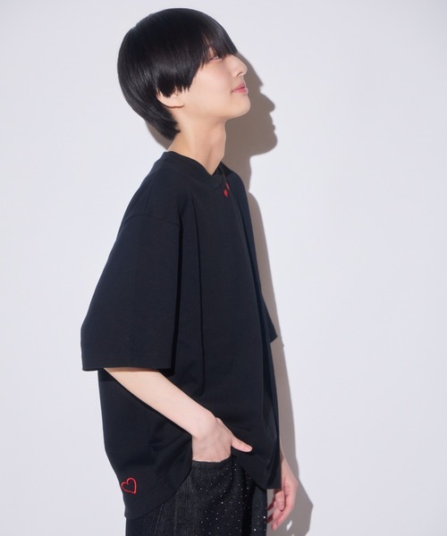 INTER FACTORY(インターファクトリー)の「あやせりんて ハート刺繍Tシャツ(Tシャツ/カットソー・レディース・ホワイト/ブラック・LARGE/SMALL/MEDIUM)」の10枚目の写真