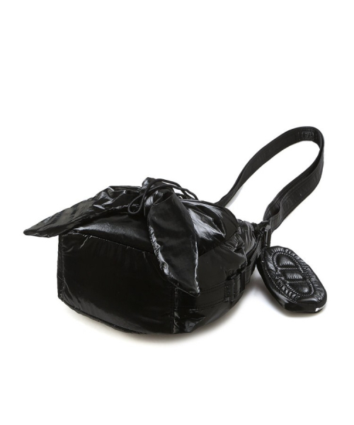 athe（アテ）の「[RUBAN] グロッシーブラックリボンバックパック兼ショルダーバッグ MINI AABA6FF40BK（ショルダーバッグ・レディース・ブラック・FREE）」の6枚目の写真