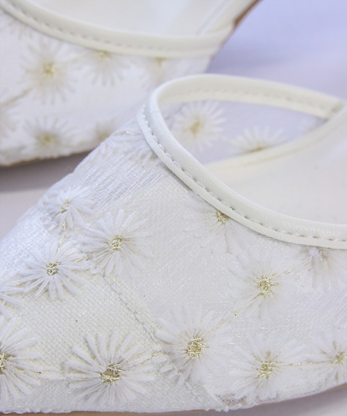 clear（クリア）の「フラワーメッシュミュール（パンプス・レディース・アイボリー/ブラック・L/M）」の3枚目の写真