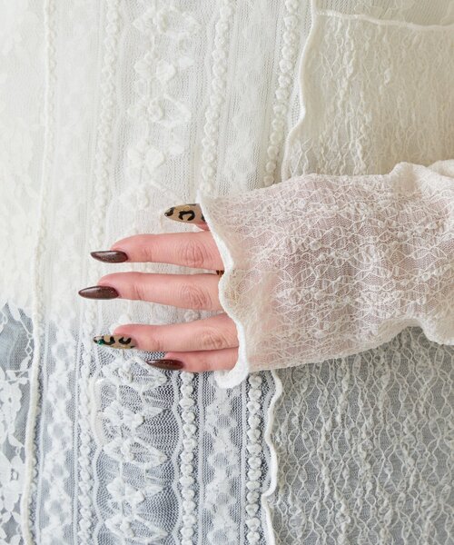 goocy（グーシー）の「レースパッチワークトップス（Tシャツ/カットソー・レディース・ブラック/アイボリー・FREE）」の18枚目の写真