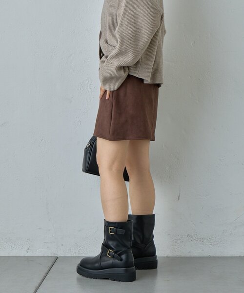 goocy(グーシー)の「スエード切替ショートスカート(スカート・レディース・ブラウン/ダークブラウン・FREE)」の9枚目の写真