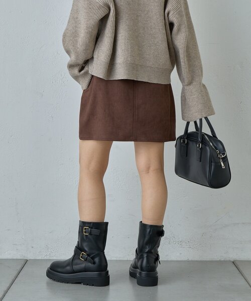 goocy(グーシー)の「スエード切替ショートスカート(スカート・レディース・ブラウン/ダークブラウン・FREE)」の13枚目の写真
