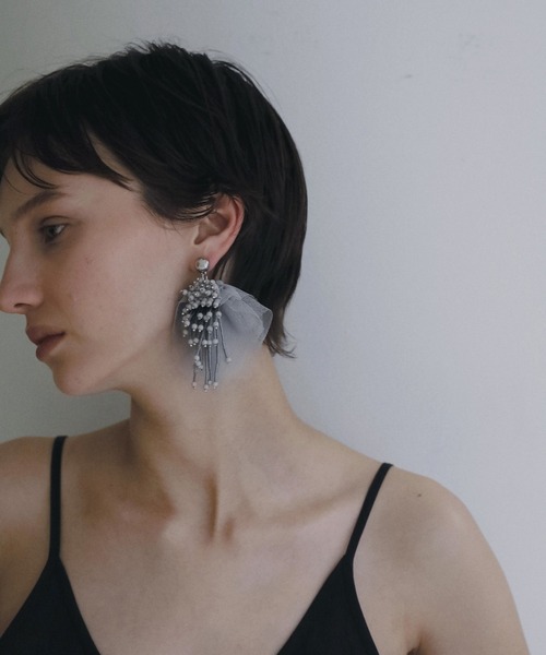 anuke（アンヌーク）の「Tulle x Beads Pierce（ピアス（両耳用）・レディース・ブルー系その他/ブラック・FREE）」の8枚目の写真