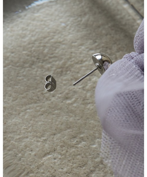 anuke（アンヌーク）の「Tulle x Beads Pierce（ピアス（両耳用）・レディース・ブルー系その他/ブラック・FREE）」の5枚目の写真