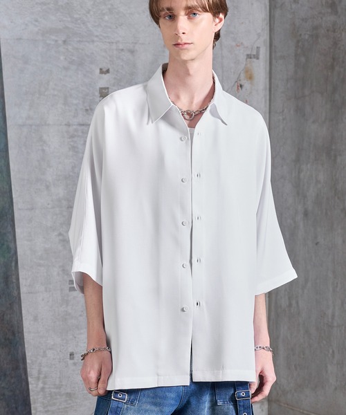 SERACE(セラス)の「【SERACE】Drape stretch loose short sleeve dolman shirt / ドレープストレッチルーズ半袖ドルマンシャツ(シャツ/ブラウス・メンズ・グレー/ブラック/ホワイト・S/M/L)」の8枚目の写真