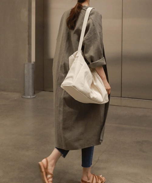 Flugge（フラッジー）の「リネンライクロングガウン（その他トップス・レディース・ネイビー/ベージュ・LARGE/MEDIUM）」の3枚目の写真