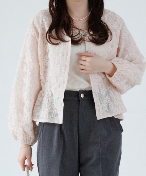 flower(フラワー)の「ブロッサムシアートップ(シャツ/ブラウス・レディース・ホワイト/ピンク/ブルー・FREE)」の1枚目の写真