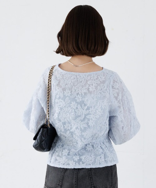 flower(フラワー)の「ブロッサムシアートップ(シャツ/ブラウス・レディース・ホワイト/ピンク/ブルー・FREE)」の6枚目の写真