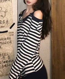 オフショルダー」に該当するトップス（ストライプ柄）ファッション通販