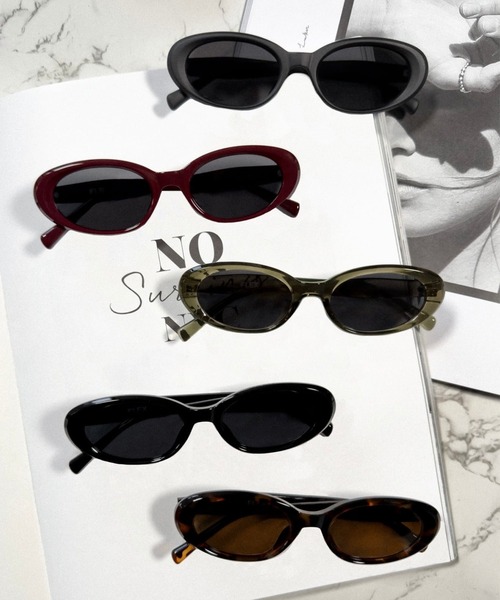 FLEX（フレックス）の「調光・偏光レンズ搭載 slim oval sunglasses / スリムオーバルサングラス（サングラス・レディース・ブラウン系/カーキ/ブラック系2/ブラック系1/ボルドー・FREE）」の14枚目の写真
