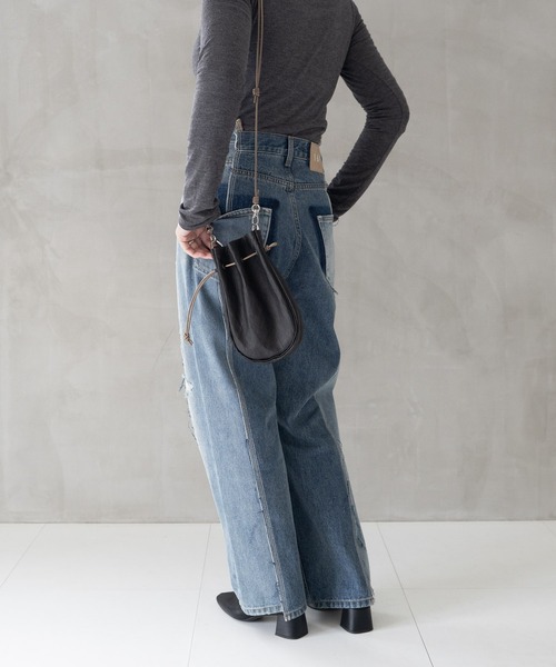 Senti(センティ)の「SENTI Dyneema Leather MEDICINE BAG M / 超軽量ダイニーマレザー メディスンバッグ M(ショルダーバッグ・メンズ・ブラック系その他/ブラック・FREE)」の9枚目の写真