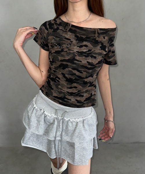 Bamm(バム)の「アウトポケットオフショルカモフラトップス(Tシャツ/カットソー・レディース・グレー/カモフラージュ・FREE)」の9枚目の写真