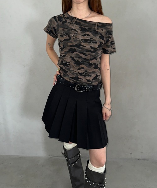 Bamm(バム)の「アウトポケットオフショルカモフラトップス(Tシャツ/カットソー・レディース・グレー/カモフラージュ・FREE)」の14枚目の写真